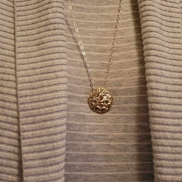 OMYPOSH! FUN! LOT of Brand New & Used Reposhed & Not T-shirt dresses and Jewelry - Picture 5 of 7